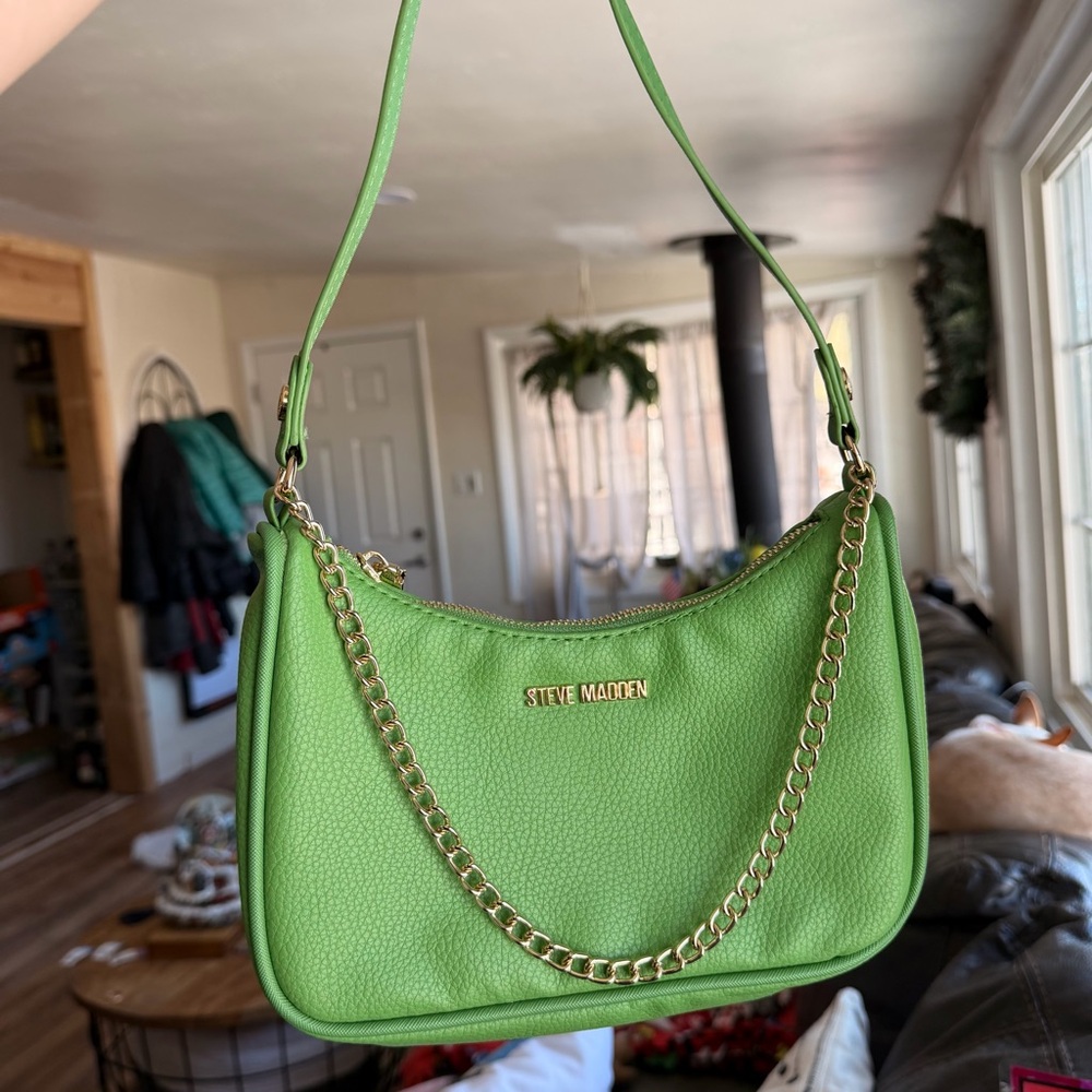 Steve Madden Lime Green Shoulder Bag with Gold Chain